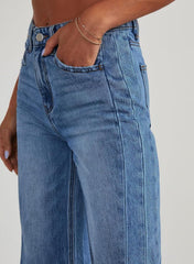 30c708ead75fc1981e9c1690500df89b