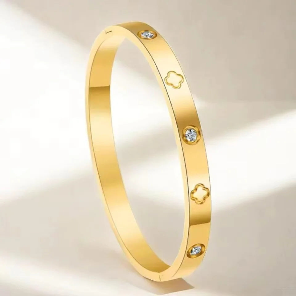 8fe73d29124ef1ae360c284c6f803f37